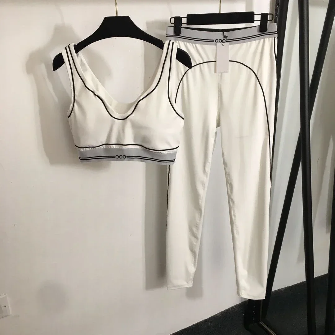 ชุดออกกำลังกายสองชิ้น เสื้อกล้ - Pilates Yoga Set บทวิจารณ์และราคา